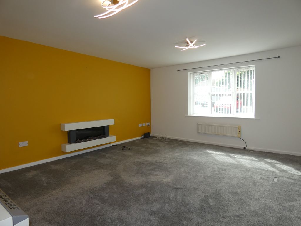 Lounge- click for photo gallery